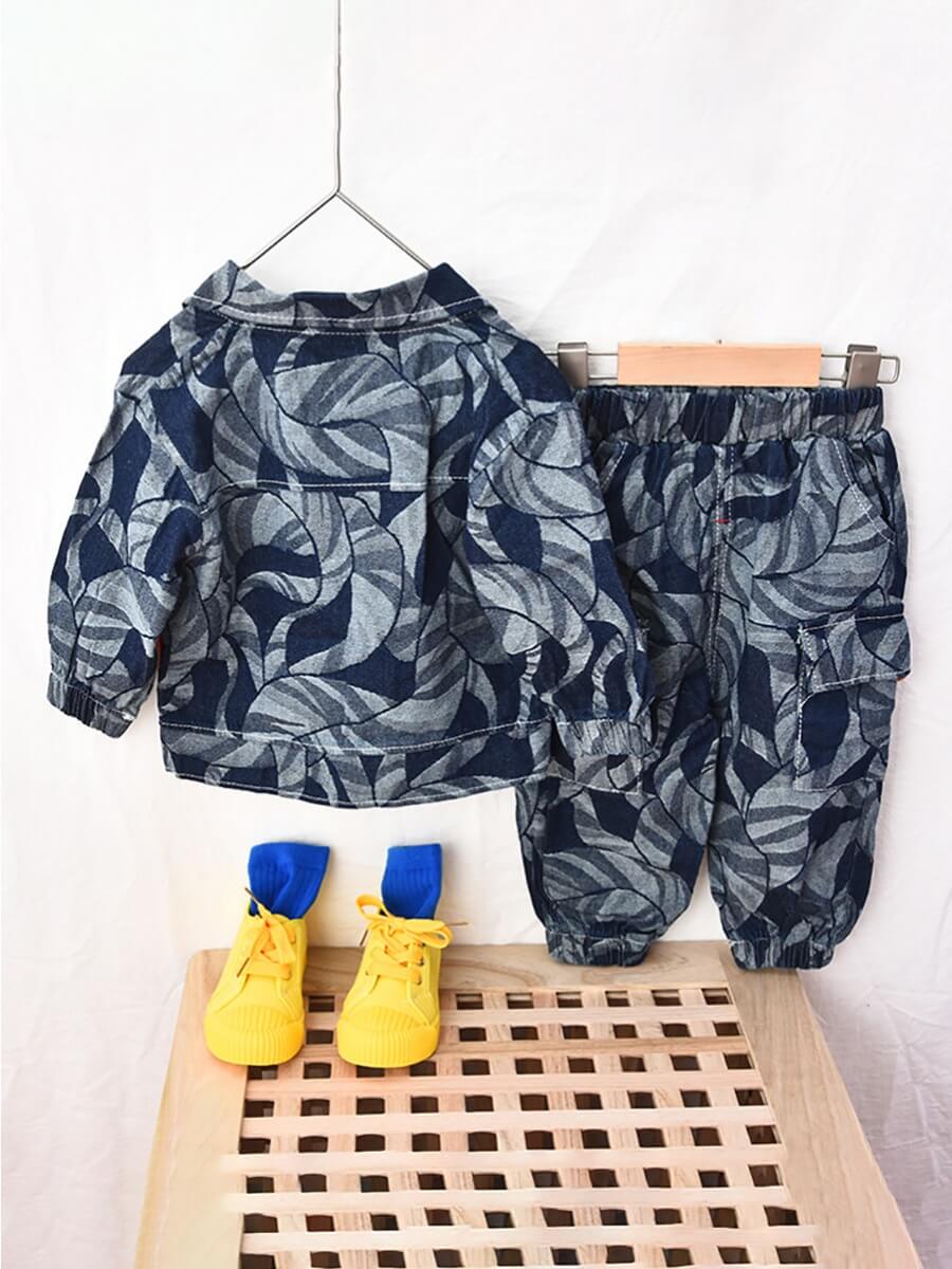 dark blue camo pants